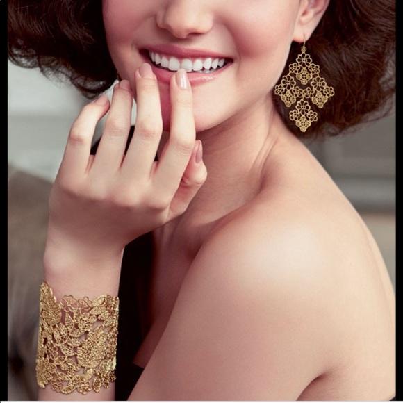 Stella & Dot Chantilly bracelet . - Picture 2 of 4